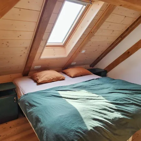 Apartma 10th Mountain, Appartamento Bovec